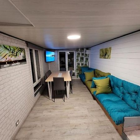 Beau Chalet 6 Personnes Avec Jacuzzi Tilly-sur-Seulles 외부 사진