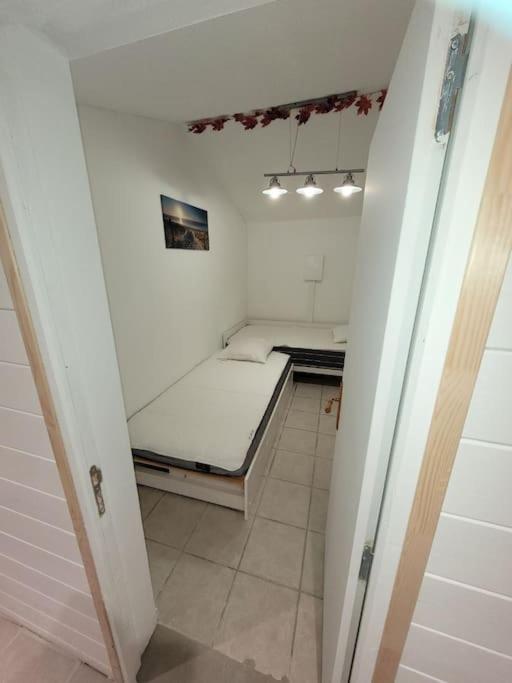 Beau Chalet 6 Personnes Avec Jacuzzi Tilly-sur-Seulles 외부 사진